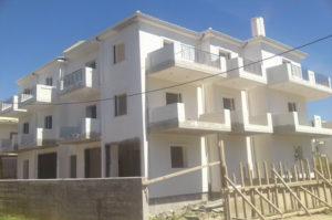 ΤΡΙΩΡΟΦΗ ΟΙΚΟΔΟΜΗ ΜΕ ΙΣΟΓΕΙΟ ΓΚΑΡΑΖ 11